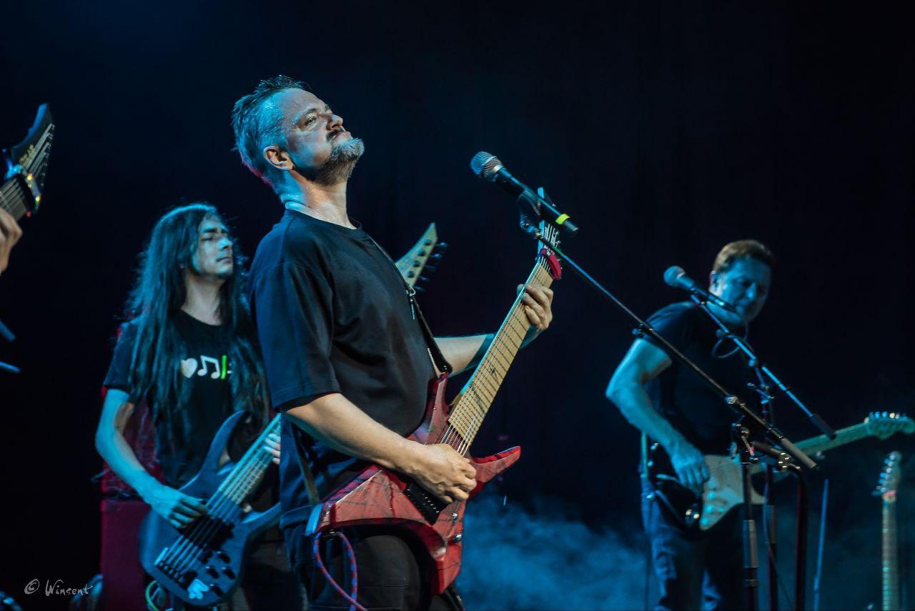 Фото Это аншлаг! Александр Пушной собрал полный зал на двухчасовом концерте в Новосибирске  — ФОТОРЕПОРТАЖ 23